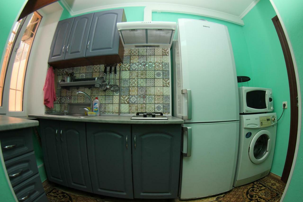 Apartment On Gimnazycheskaya 敖德萨 外观 照片